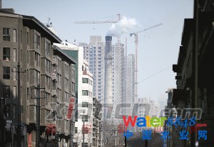主城區(qū)今年將拆除248臺(tái)20蒸噸以下燃煤鍋爐,由清潔能源鍋爐替代。 主城區(qū)今年將拆除248臺(tái)20蒸噸以下燃煤鍋爐,由清潔能源鍋爐替代。