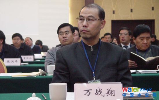 圖為中國石油天然氣集團公司質量與標準管理部副總工程師萬戰翔。