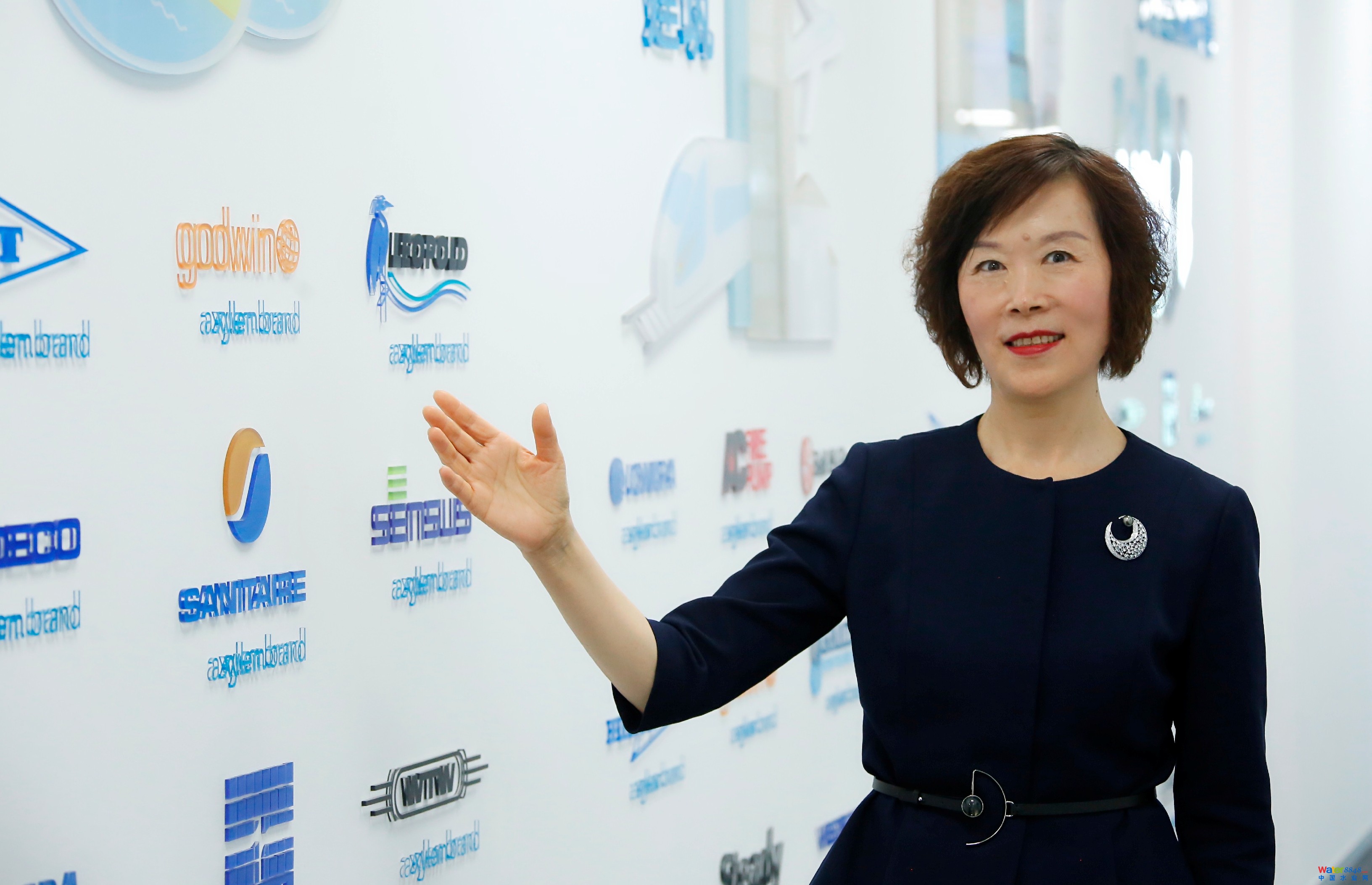 2.賽萊默中國及北亞區總裁呂淑萍向媒體嘉賓介紹賽萊默麾下各個子品牌的取水、水輸送、水處理、水質檢測、以及智能決策產品品牌.jpg