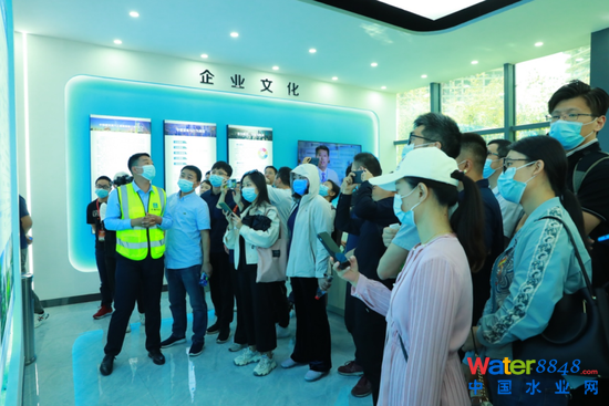 參觀楊家河水環境綜合治理項目及項目智慧水務展廳