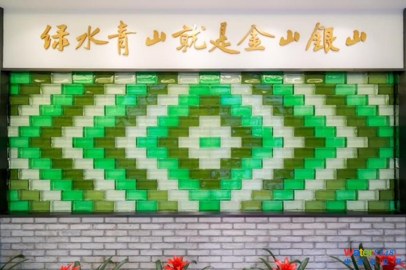 点击打开原图